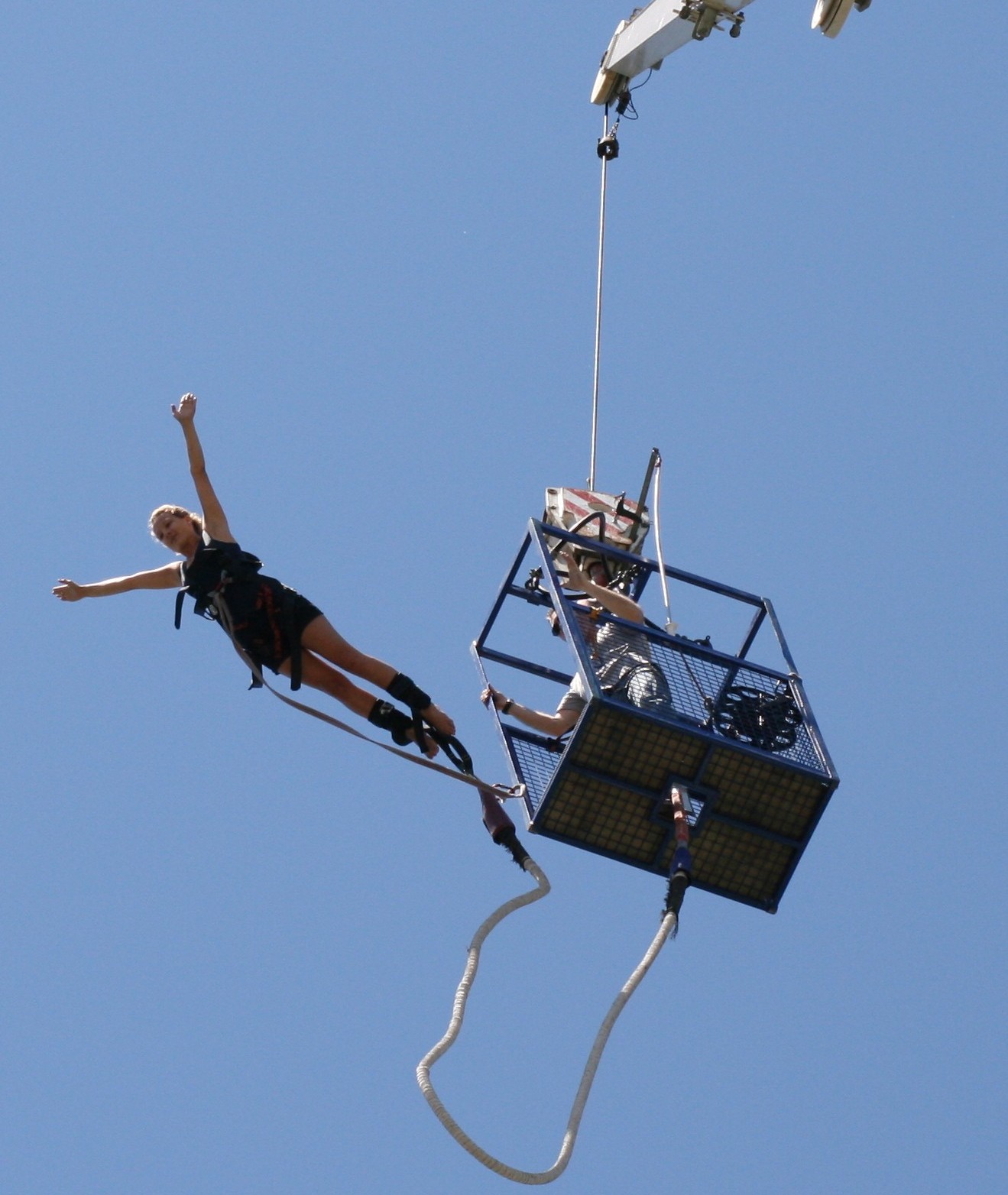 Saut à l'élastique de Grue en Ile de France.